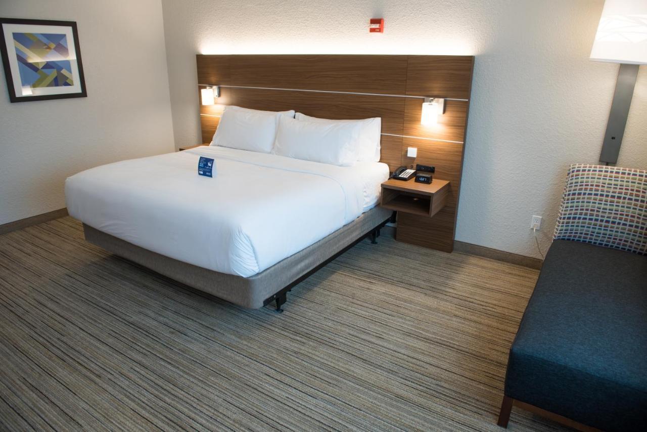 Holiday Inn Express & Suites - Merrillville By Ihg Luaran gambar